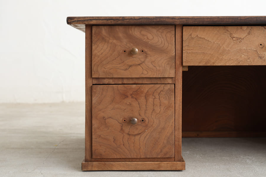 ����ƥ����������ɥơ��֥� ����